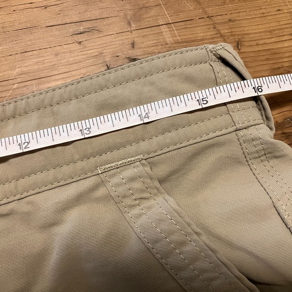 North Face hiking pants. Near-new condition! - Picture 16 of 16